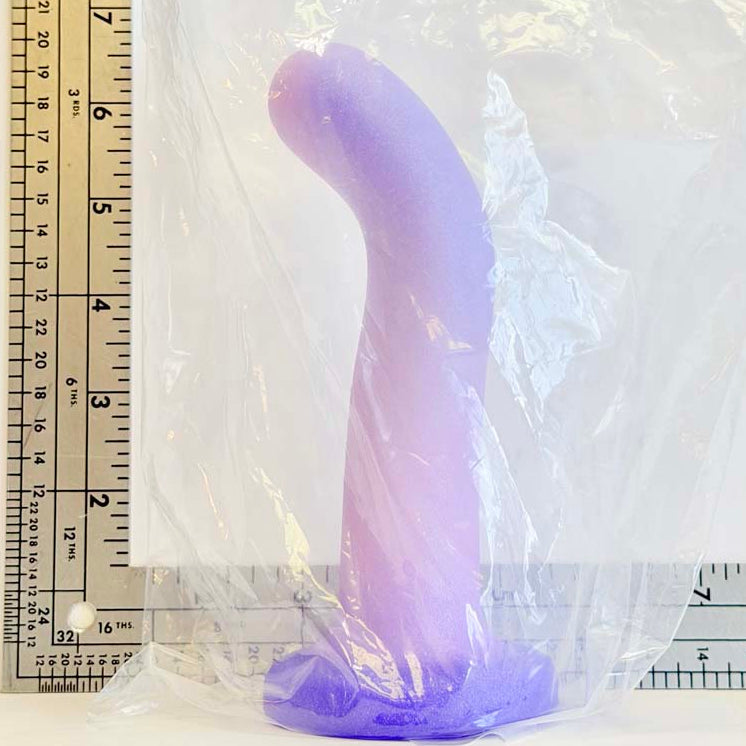 Iris Wave, 6.8 inch silicone Vault sample