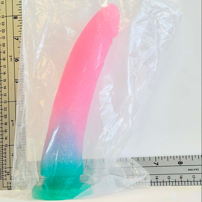 Melon Sparkle, 8.5 inch silicone Vault sample