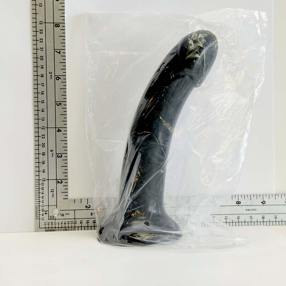 Obsidian Gold, 8 inch silicone Vault sample