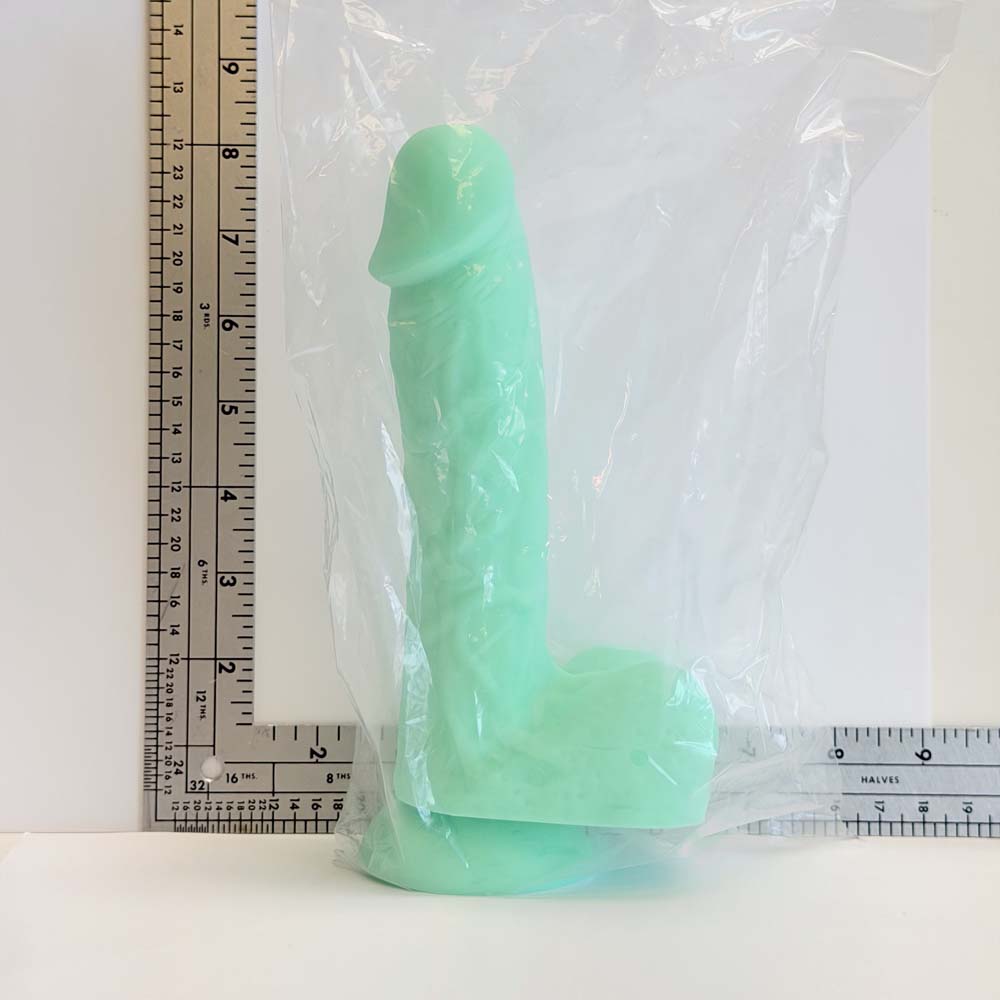 7.5" Seaglass Classic Silicone Dildo | Vault Sample